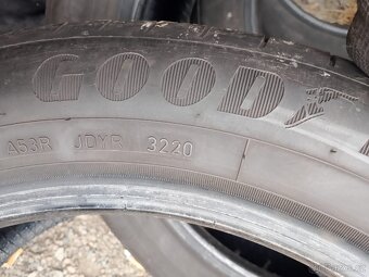 215/55/17 98w Goodyear - letní pneu 2ks - 5