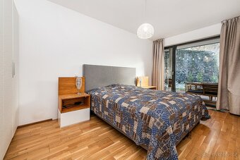 Luxusní byt 3+1 se zahradou na rozhraní Košíř a Smíchova - 5