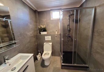 Luxusní ubytovací modul od Axiom Design – téměř nový - 5