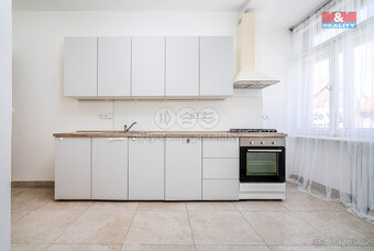 Prodej bytu 3+1, 105 m², Praha 7, ul. Veletržní - 5