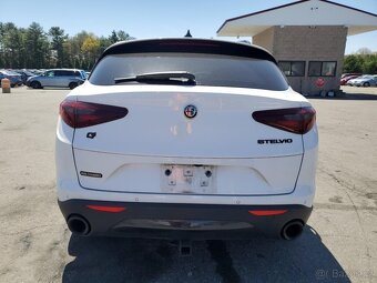 2019 Alfa Romeo Stelvio 2.0L AWD - 5