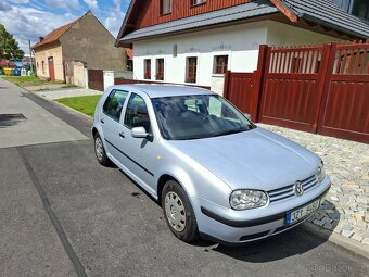 Prodám Volkswagen Golf IV 1.6i - 5
