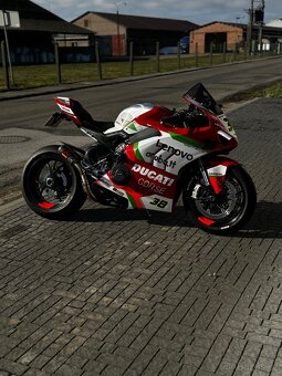 Ducati Panigale V4 - 5