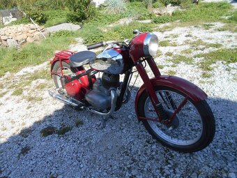 Jawa 250 pérák Zbrojovka r.v.1949 rezervováno do 12.10.2025 - 5