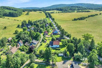 Klid, zeleň a potenciál – stavební pozemek o 1 527 m² v Heřm - 5