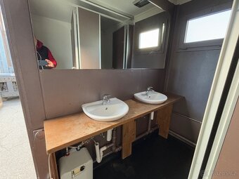 Sanitární / WC kontejner / 3x WC a 3x pisoár - 5
