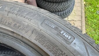 225/55/17 Good Year Ultra Grip zimní - Run Flat - 5