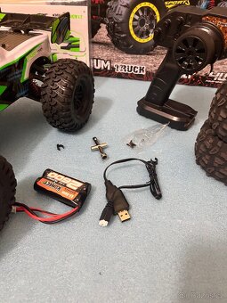 Rc auto stx stadium truck - 5