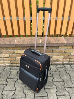 Cestovní příruční kufr - 5