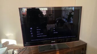 LED TV Samsung UE40B6000VW plus Set top box - 5
