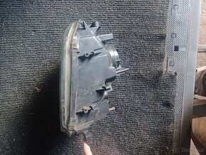 Světla Nissan Patrol - 5