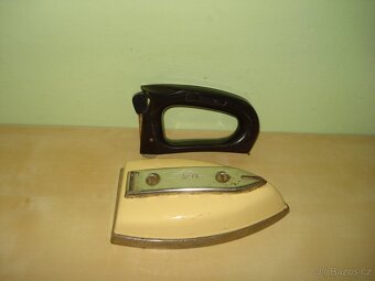 Staré žehličky - 5