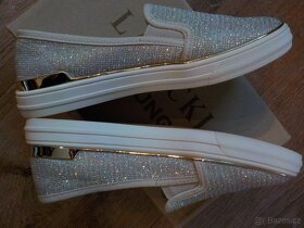 Nové dívčí Slip on boty vel. 36 - 5