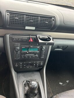 Audi A4 Avant - 5