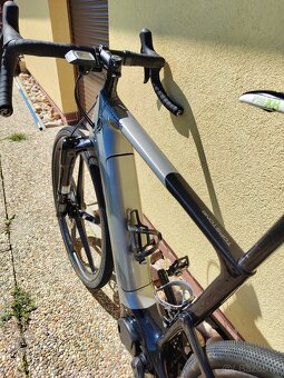 Prodám carbonové gravelové elektrokolo, cena od 75 tis. - 5