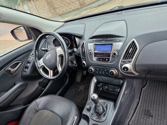 Hyundai ix35 2.0 benzin 4x4 - 5