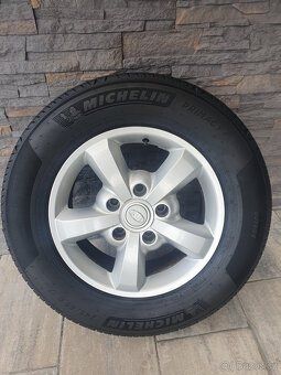 KIA SORENTO ORIGINÁLNÍ ALU KOLA 245/65/17 111H - 5