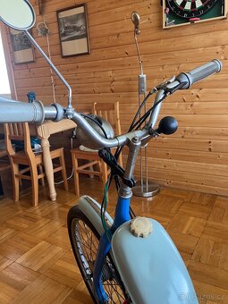 Moped Jawa stadion S 11 + náhradní díly - 5