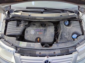 VW Sharan č. 23838 - 5