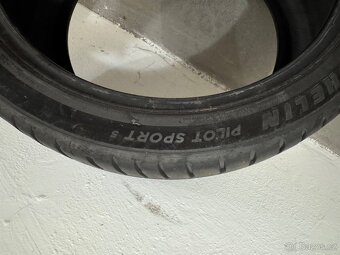 Michelin PILOT SPORT 5 - 275/35 ZR19 a 245/50 ZR19 - 5