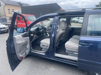 KIA CARNIVAL 2.9 CRDI 136 KW 7 Míst koupeno ČR 2010 - 5