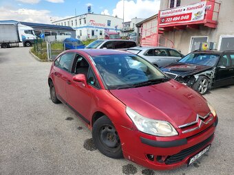 Citroën C4,1.4i,65kw, rok 2005,najeto 220tis km. - 5