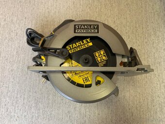 Okružní pila Stanley FatMax FME301 - 5
