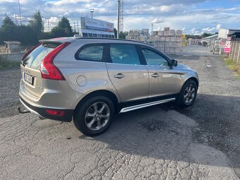 Volvo XC60 2,4D awd - 5