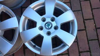 Zachovalé alu disky originál Škoda Octavia II 6jx15h2 et 47. - 5
