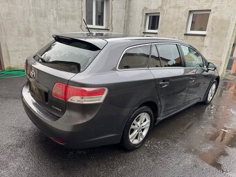 Toyota Avensis T27 2.0 D-4D - 5