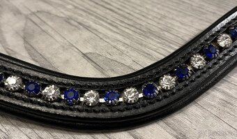 Čelenka k anglické uzdečce černá s bílo/modrou - 5