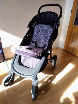 Prodám kočár Petite mars (limitovaná edice) - 5