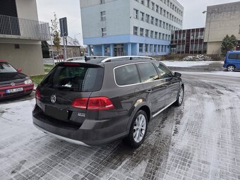 Volkswagen Passat Alltrack 2.0tdi highline - 5
