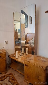 Retro nábytek, stolky, skříň - 5