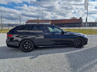 Prodám — SLEVA — BMW 530i,M Sport , 2021, HUP, PANO, LASER - 5