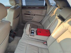 Audi S8 D2 - 5