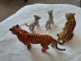 41. Tygři zn. SCHLEICH - 5