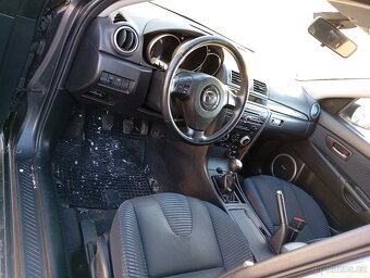 Mazda 3 2.0i - 5
