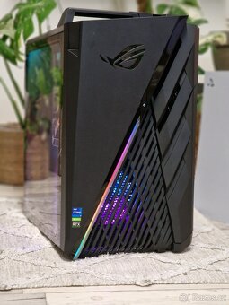 Výkonný herní počítač Asus ROG Strix RTX 3080 - 5