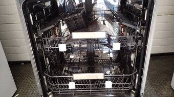 Myčka WHIRLPOOL WFO 3T142 X Myčka je nová ale při manipulac - 5