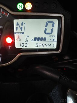 Suzuki GSR750 2014 ABS - 5