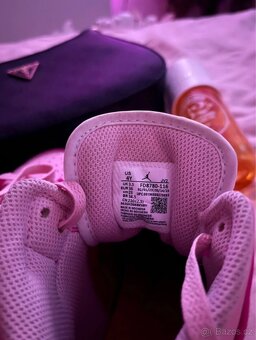 Jordan 1 Mid Fierce Pink Růžovo-Bílé Dámské Boty - 5