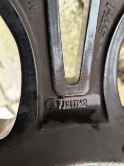 ALU kola 17" PLATIN z Opel Astra - 5
