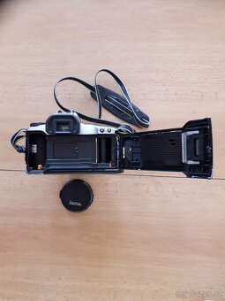 Levně prodám analogový fotoaparát CANON viz. foto. - 5