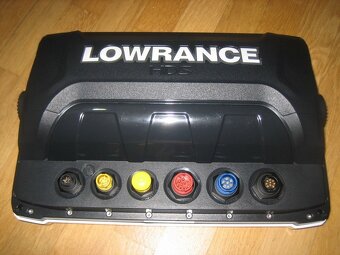 Lowrance HDS 12 GEN 3 Top stav jako nový kompletní - 5