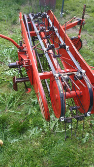 Obraceč sena k MF-70 - 5