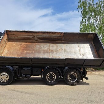 Volvo FM 440 8x4 nosič kontejnerů s rukou HIAB220C5 - 5