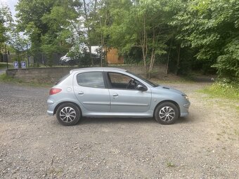 Peugeot - 5