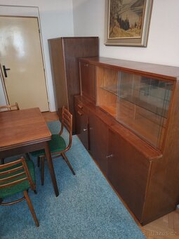 starý retro nábytek, obývák - 5