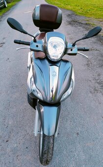 Piaggio Medley 150 - 5